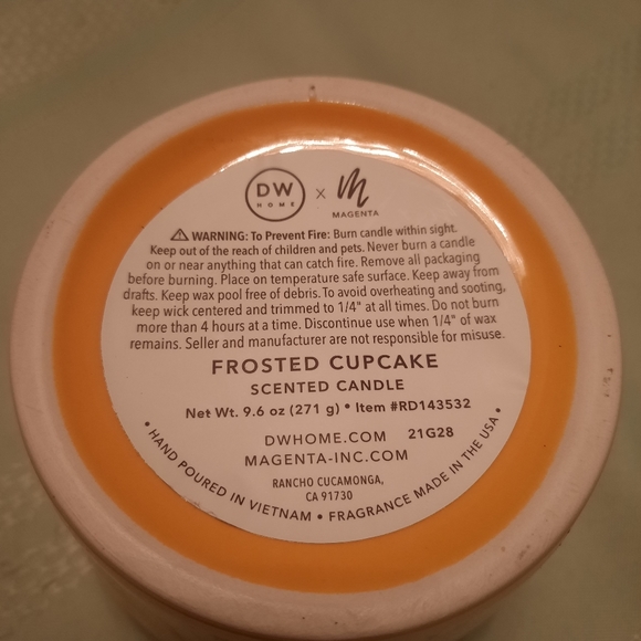 Rae Dunn Cupcake Candle - Picture 4 of 4